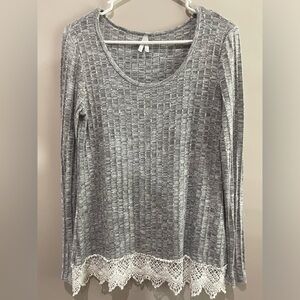 Vanity grey size small long sleeve blouse